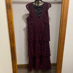 Lulu's Burgundy Lace High-Low Dress